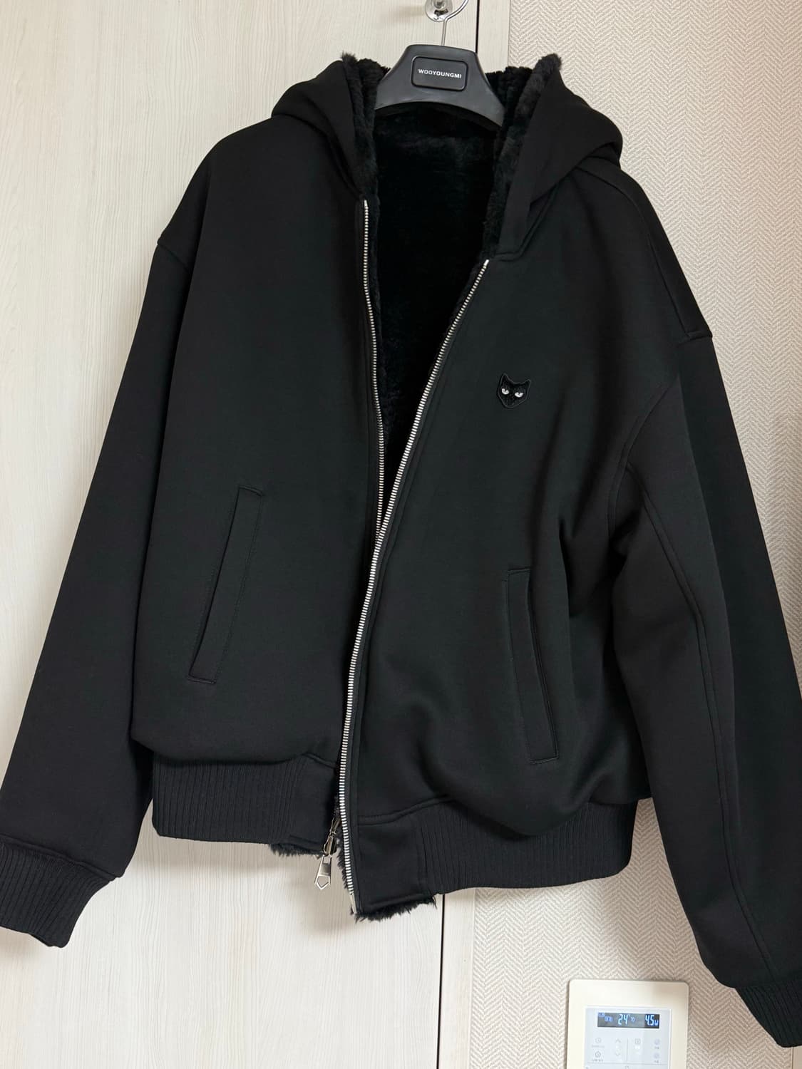 (M) 25fw 송지오 지제로 리버시블 퍼 후드집업 블랙 상품이미지3