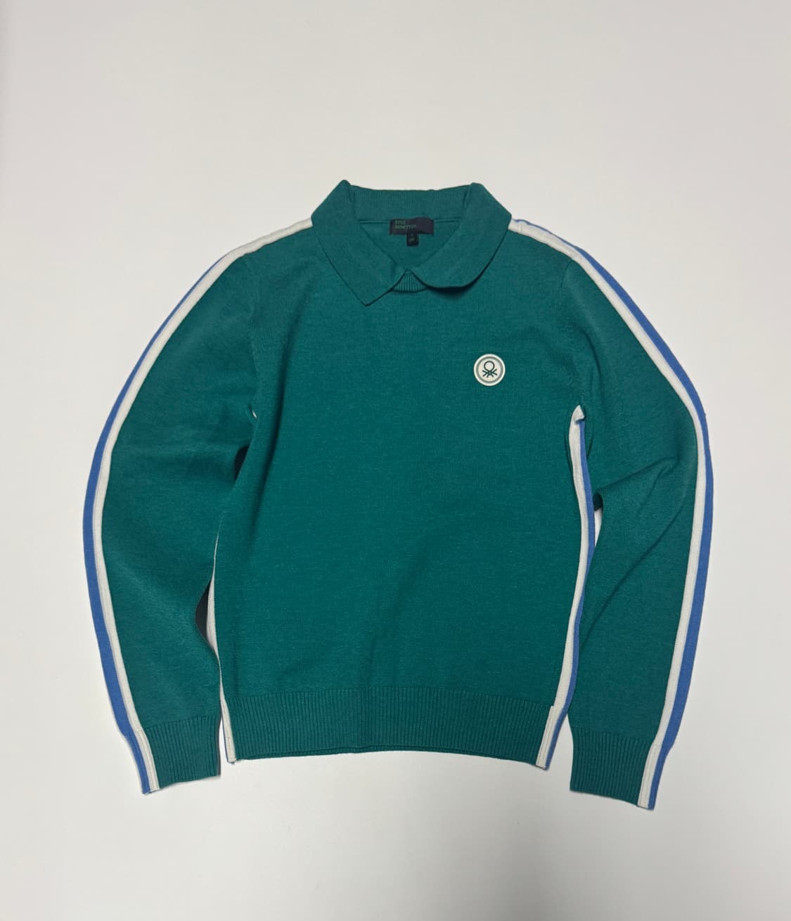 여성 베네통 깔끔한 풀오버 카라 니트 S 에메랄드 그린 상품이미지1