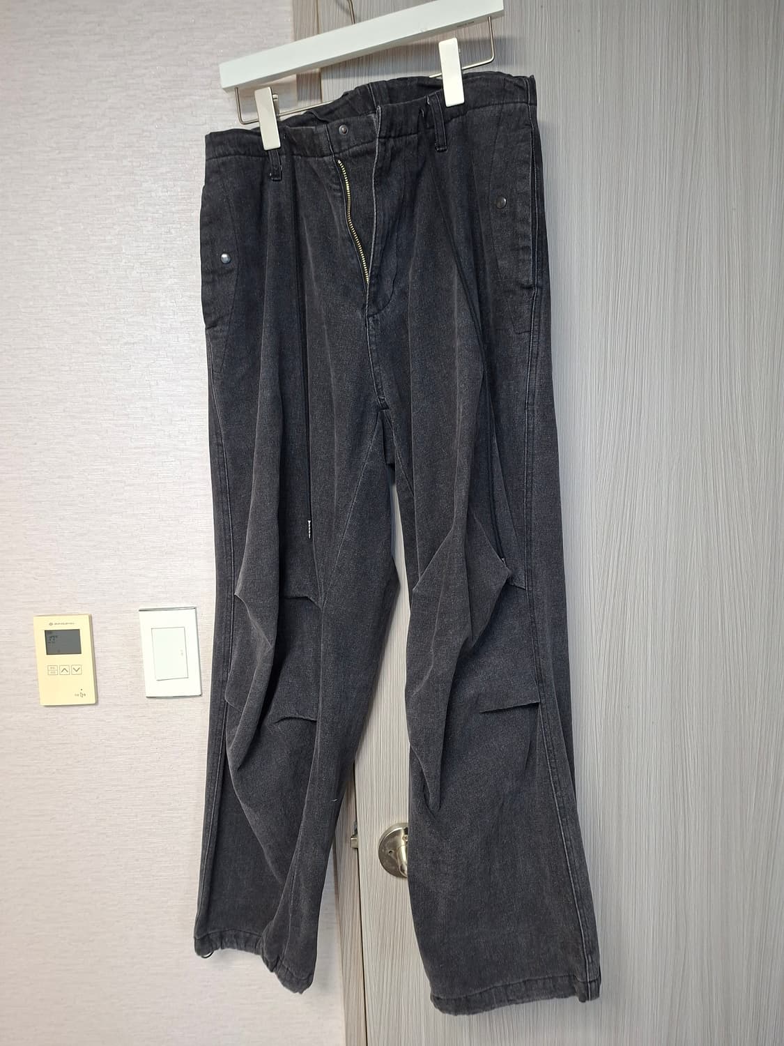 해칭룸 스노우진 워시드 블랙 1사이즈 상품이미지1