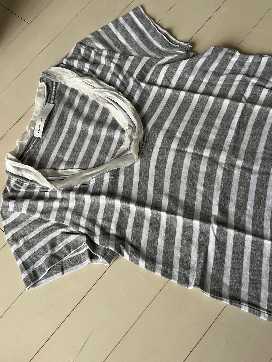 Sacai Luck 반팔 티셔츠 상품이미지3