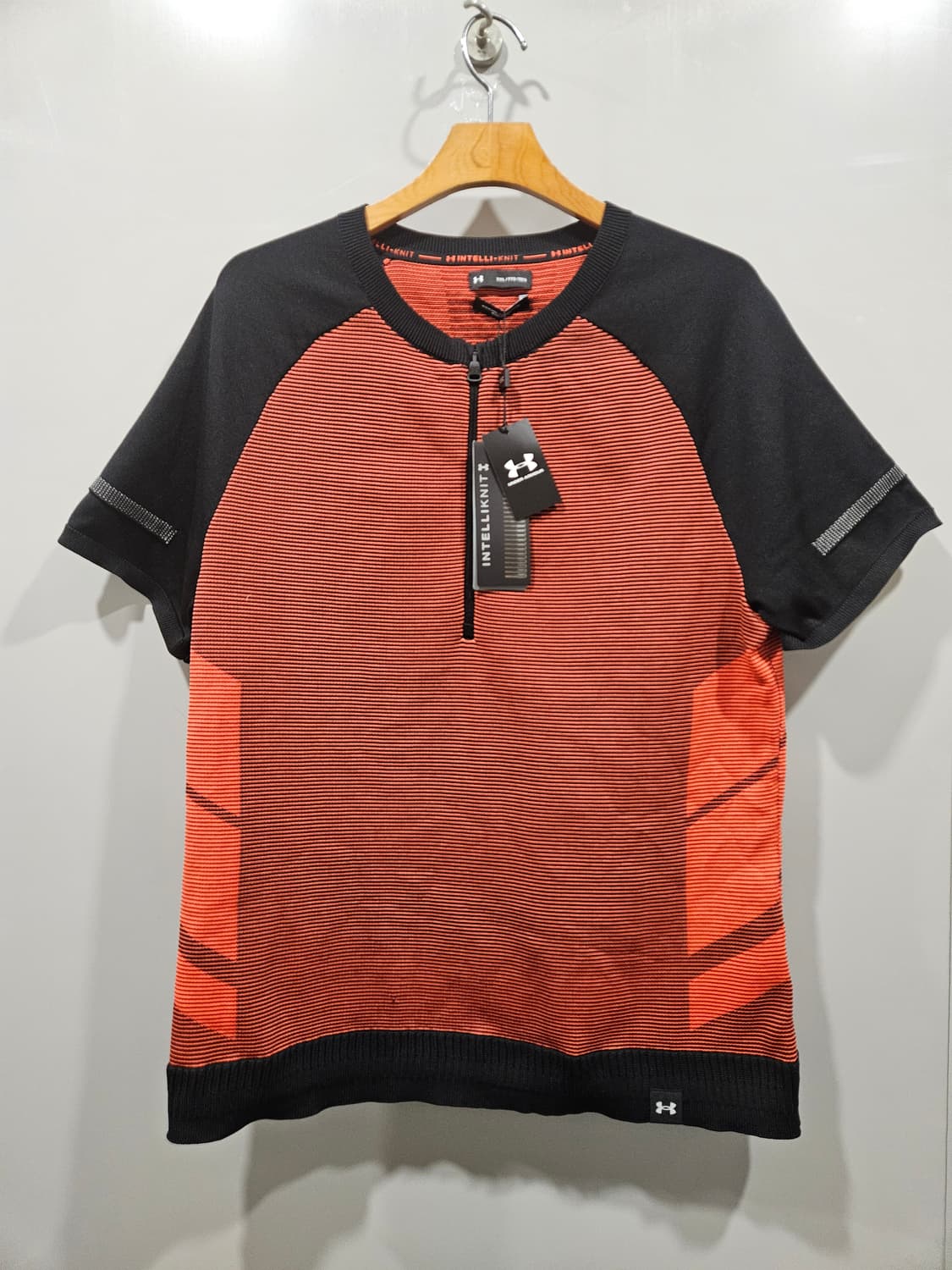 언더아머 INTELLIKNIT 기능성 스포츠 반팔 (XXL) 새상품 상품이미지1