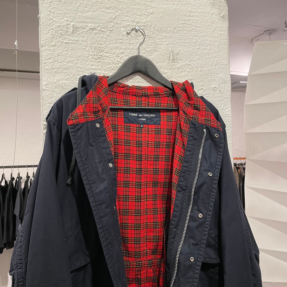 꼼데가르송 옴므 안감 디테일 파카 상품이미지2