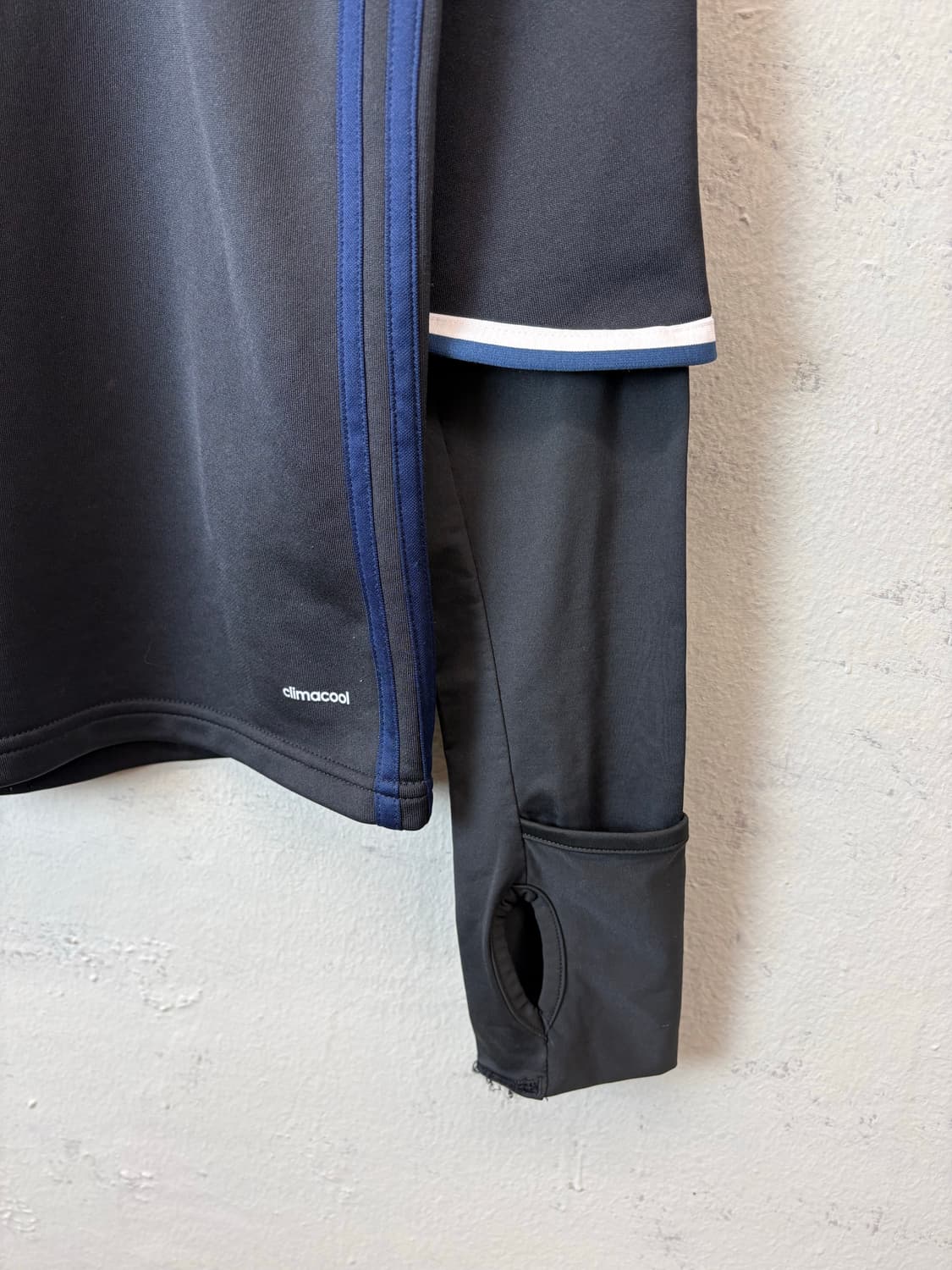 아디다스 맨체스터유나이티드 빈티지 트레이닝 탑 상품이미지6