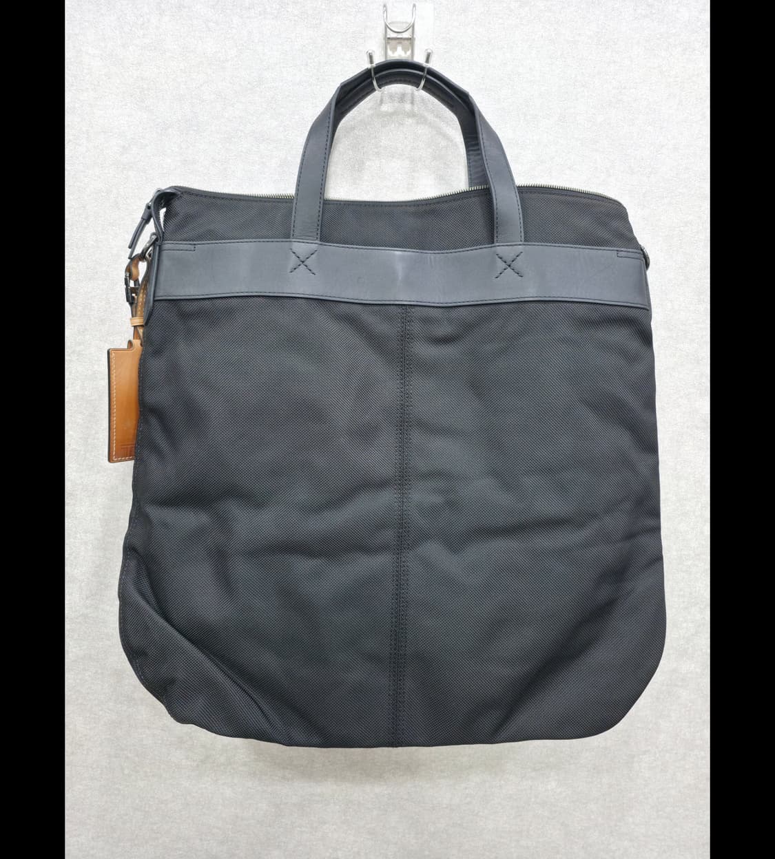 투미 TUMI 산타모니카 윗필드 헬멧백 상품이미지3