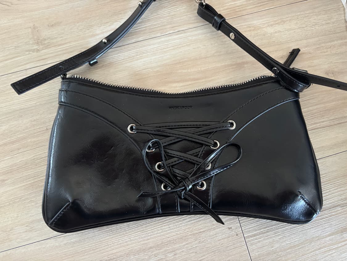 파인드카푸어 리본타이 숄더백 상품이미지1