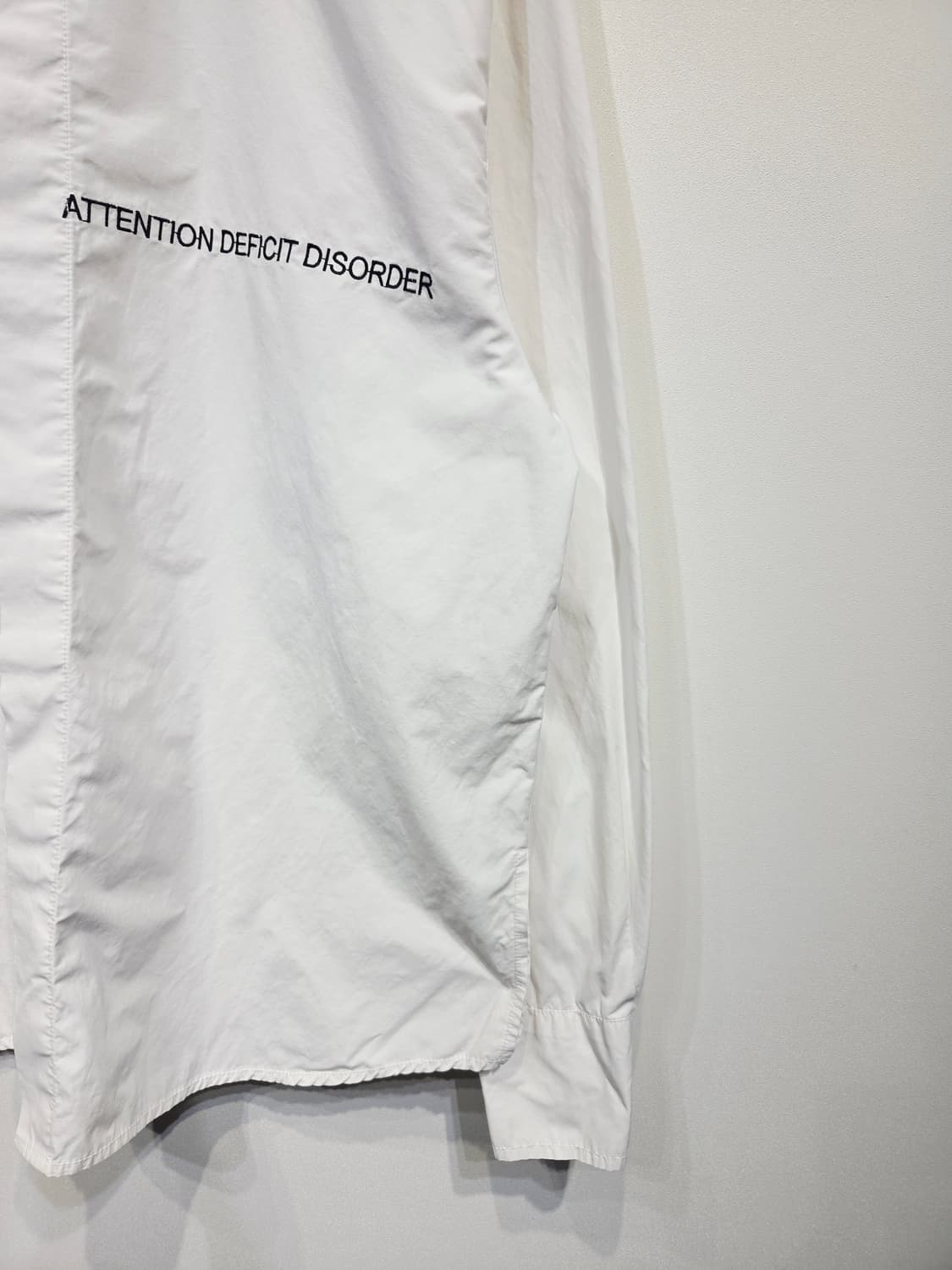 ADD 애드서울 레터링 히든버튼 화이트 셔츠 상품이미지5