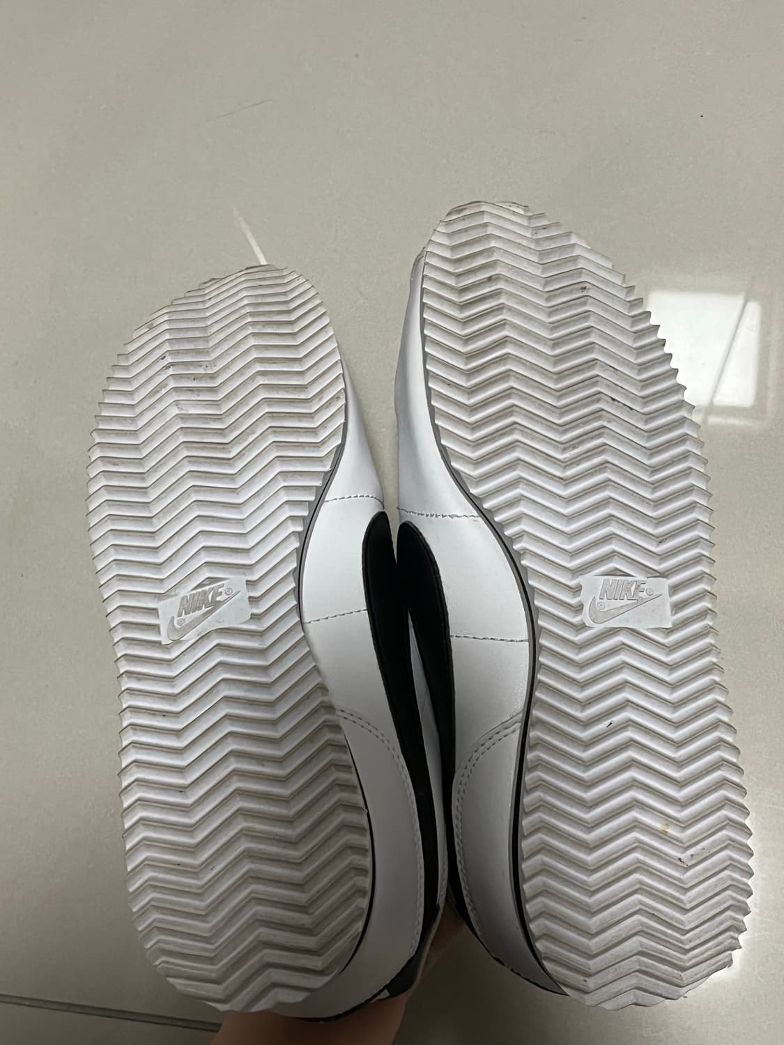 나이키 코르테즈 베이직 SL 화이트블랙 GS 상품이미지8