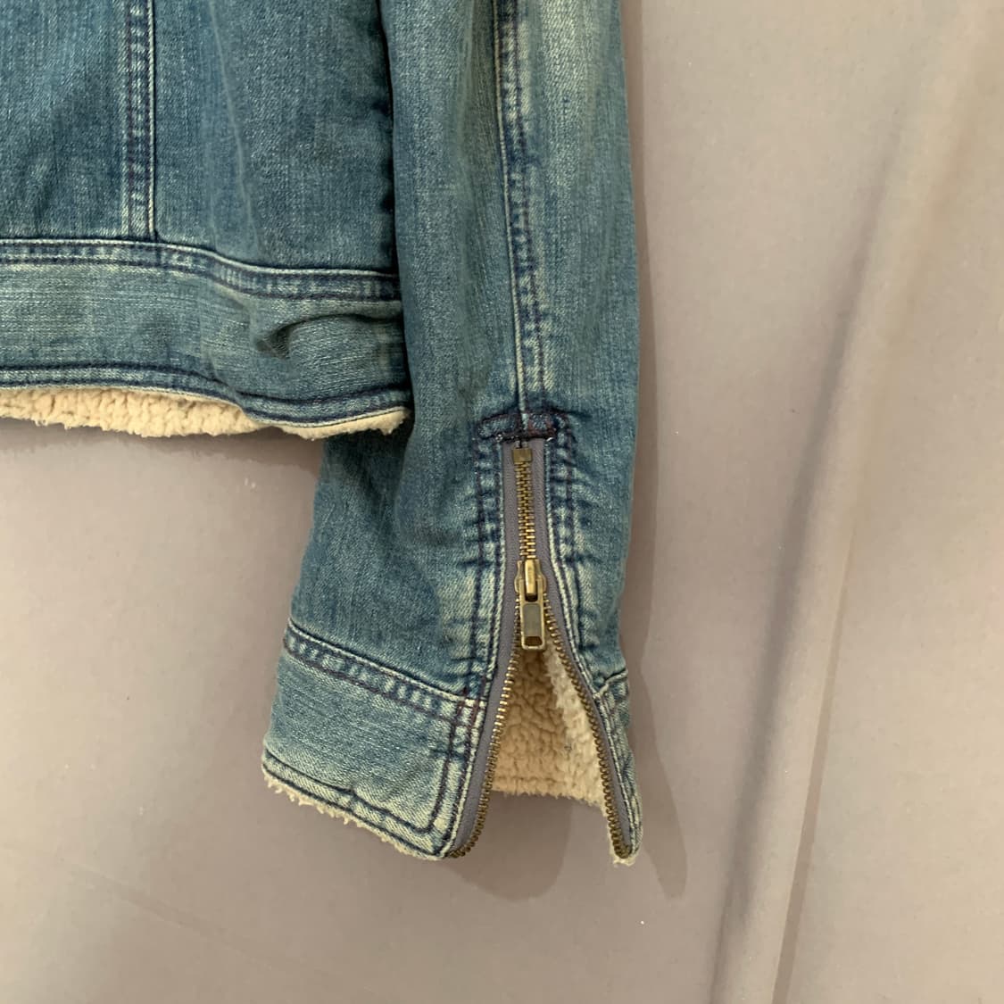 M 마크 바이 마크제이콥스 쉐르파 양털 워싱 데님 청자켓 상품이미지3