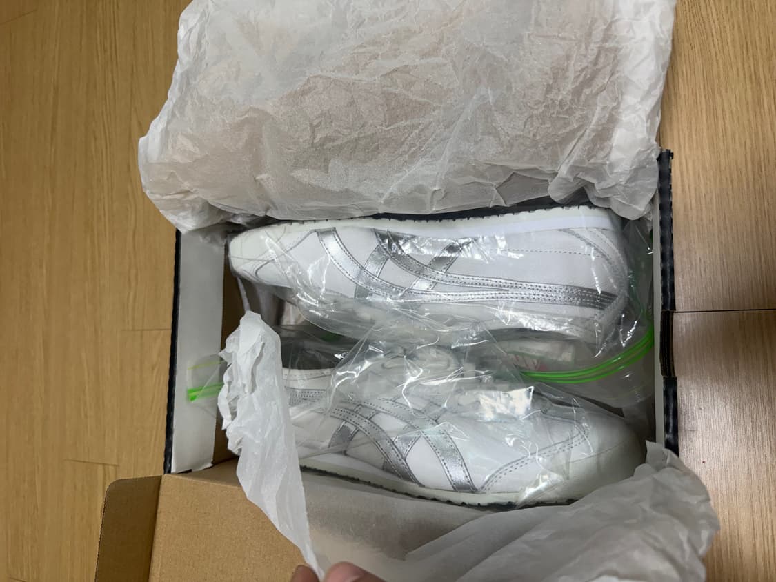 오니츠카타이거 화이트 실버(d508k-0193) 스니커즈(260) 새상품 상품이미지3