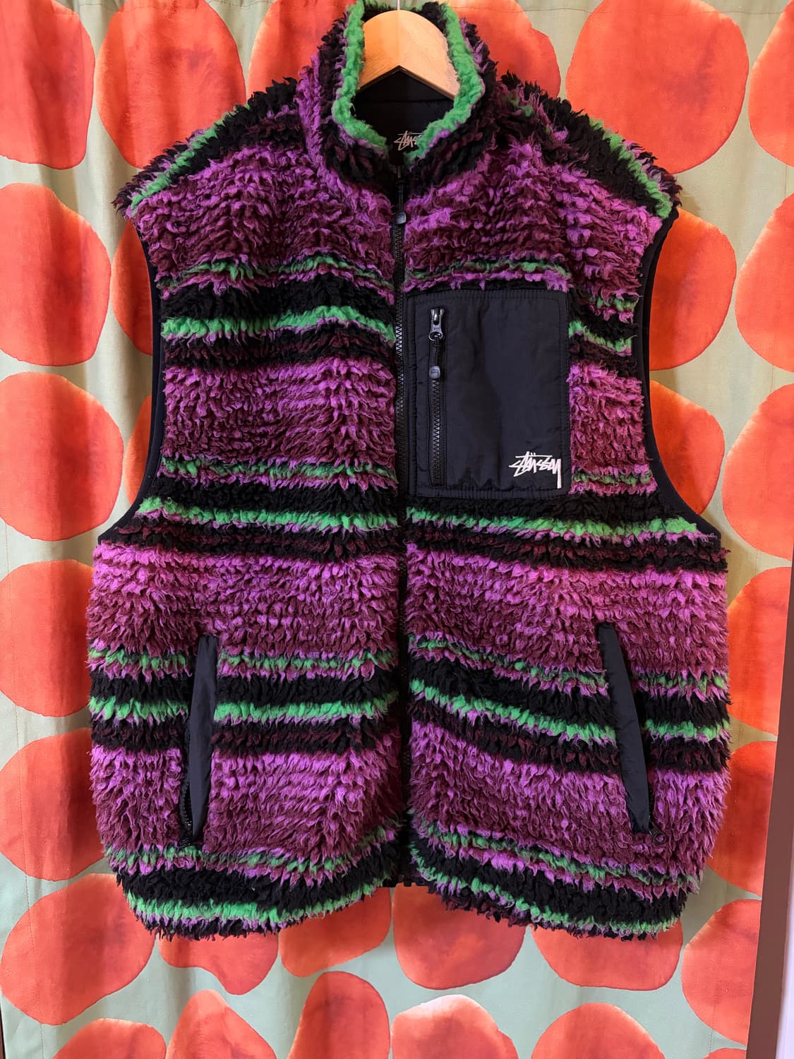 스투시 스트라이프 쉐르파 베스트 그레이프(XXL) 판매합니다. 상품이미지1