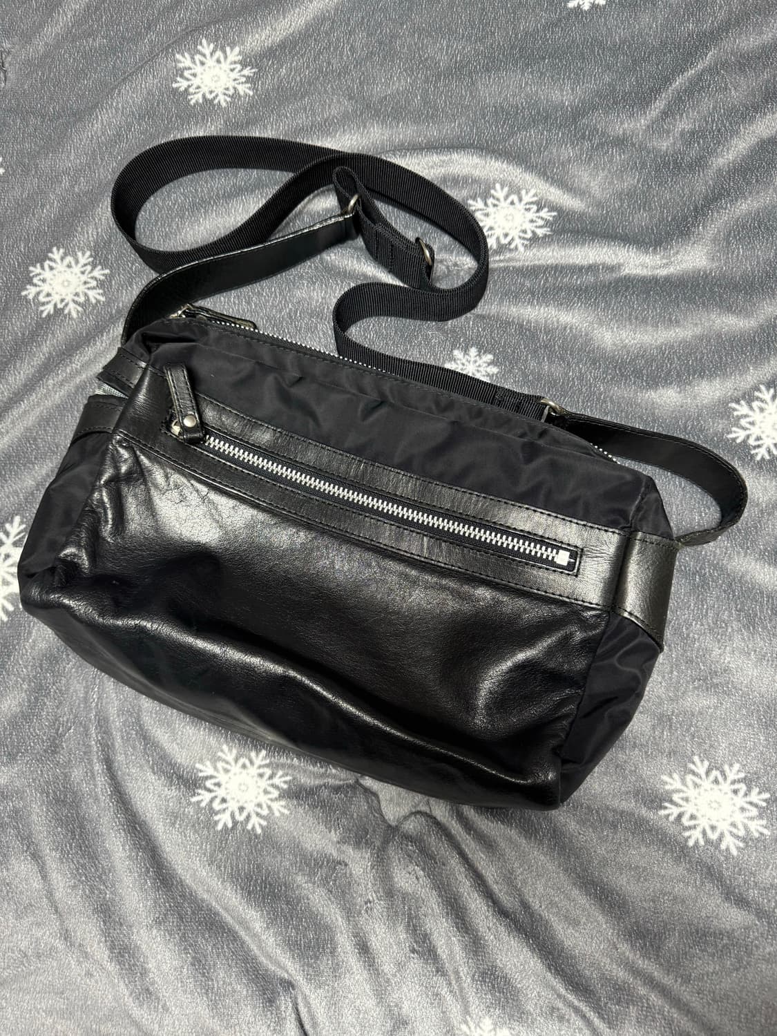 요지야마모토 크로스백 상품이미지1