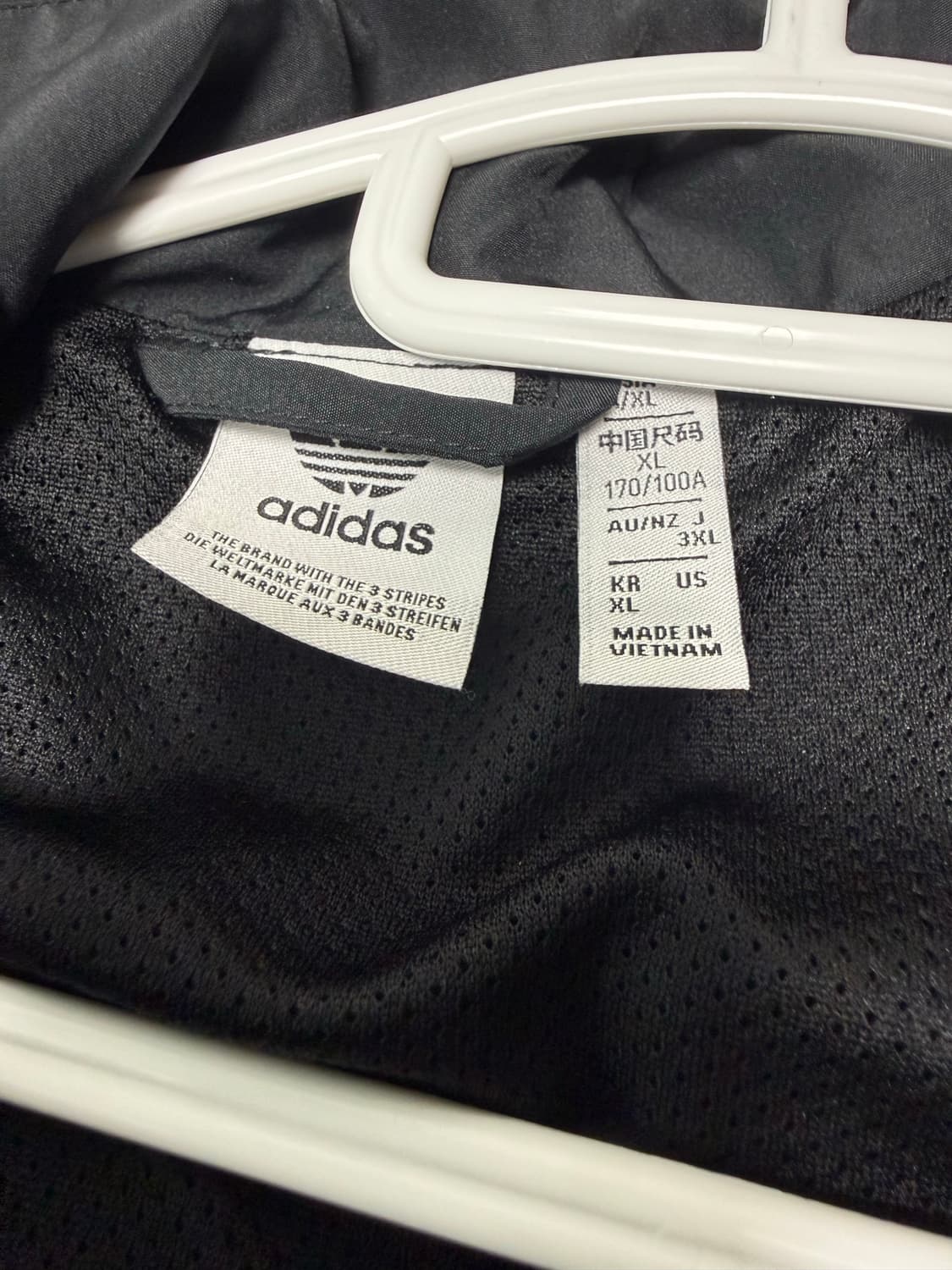 아디다스 아딜레늄 3 오버사이즈 트랙탑 블랙 JD3392 상품이미지5