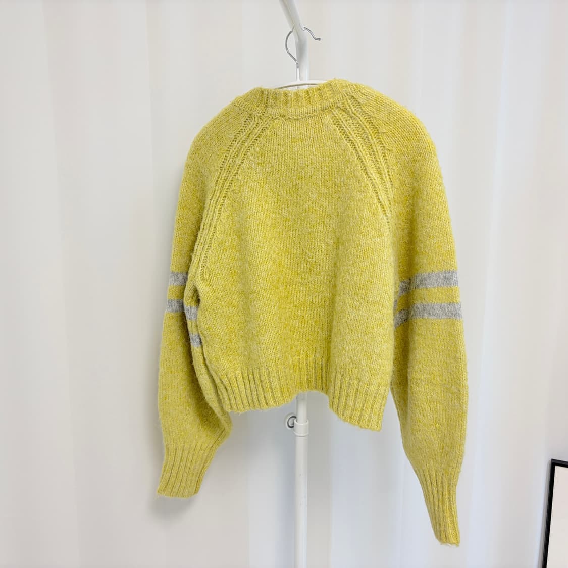 비비안웨스트우드 빅로고 패치 스웨터 새상품 상품이미지4