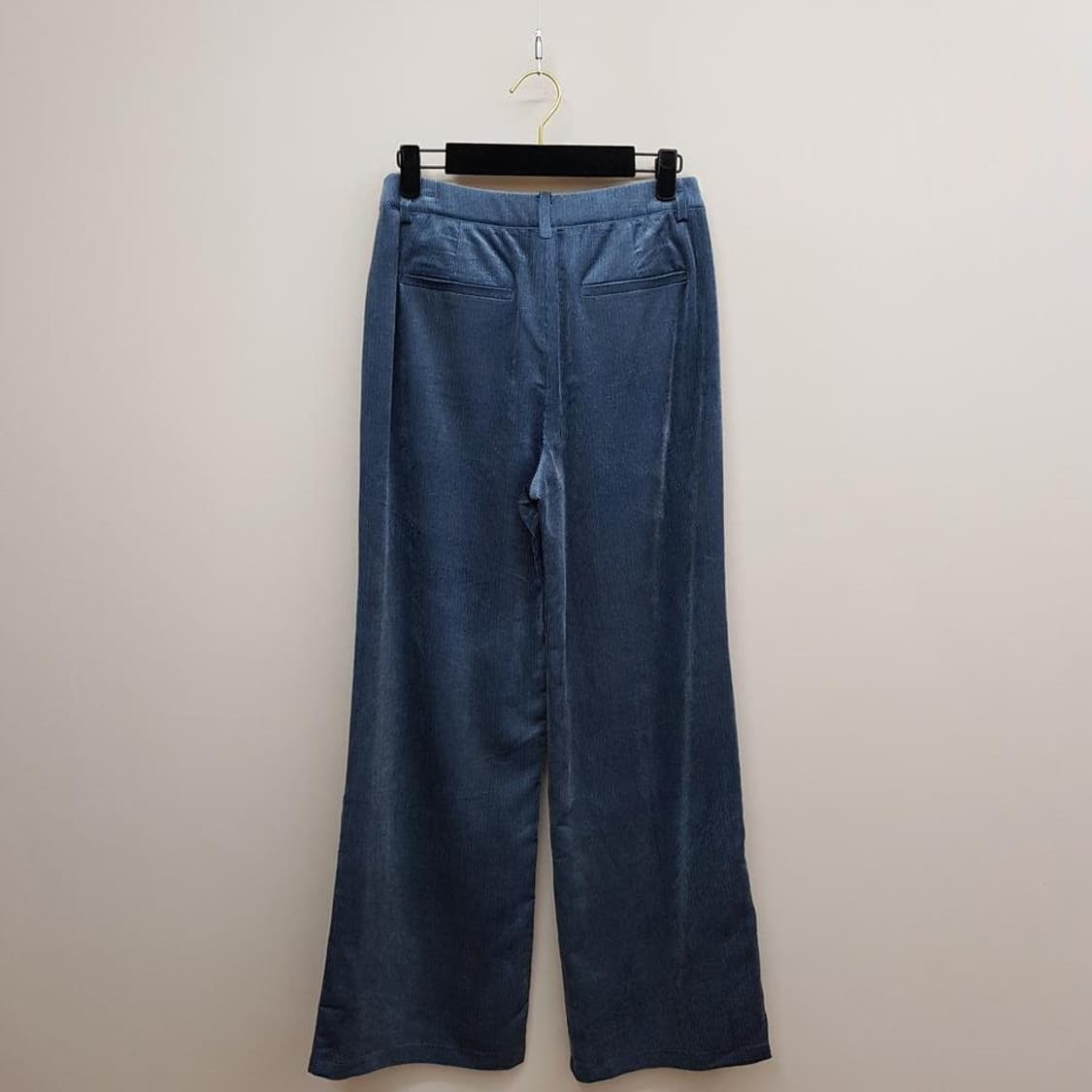 한섬 폼스튜디오 2023 벨로아 팬츠 S사이즈 상품이미지4