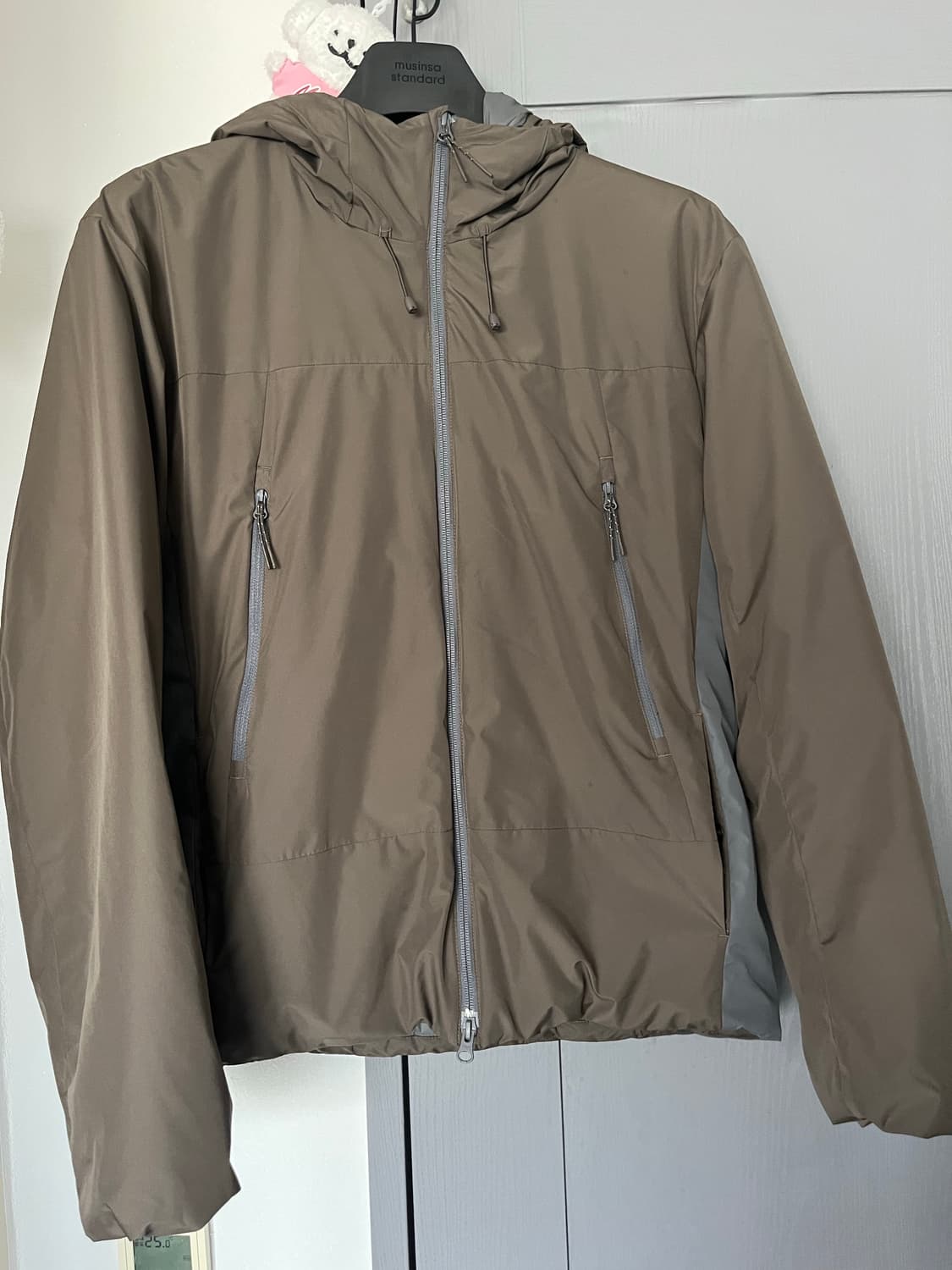 무신사 시티레저 패디드 윈드브레이커 상품이미지3