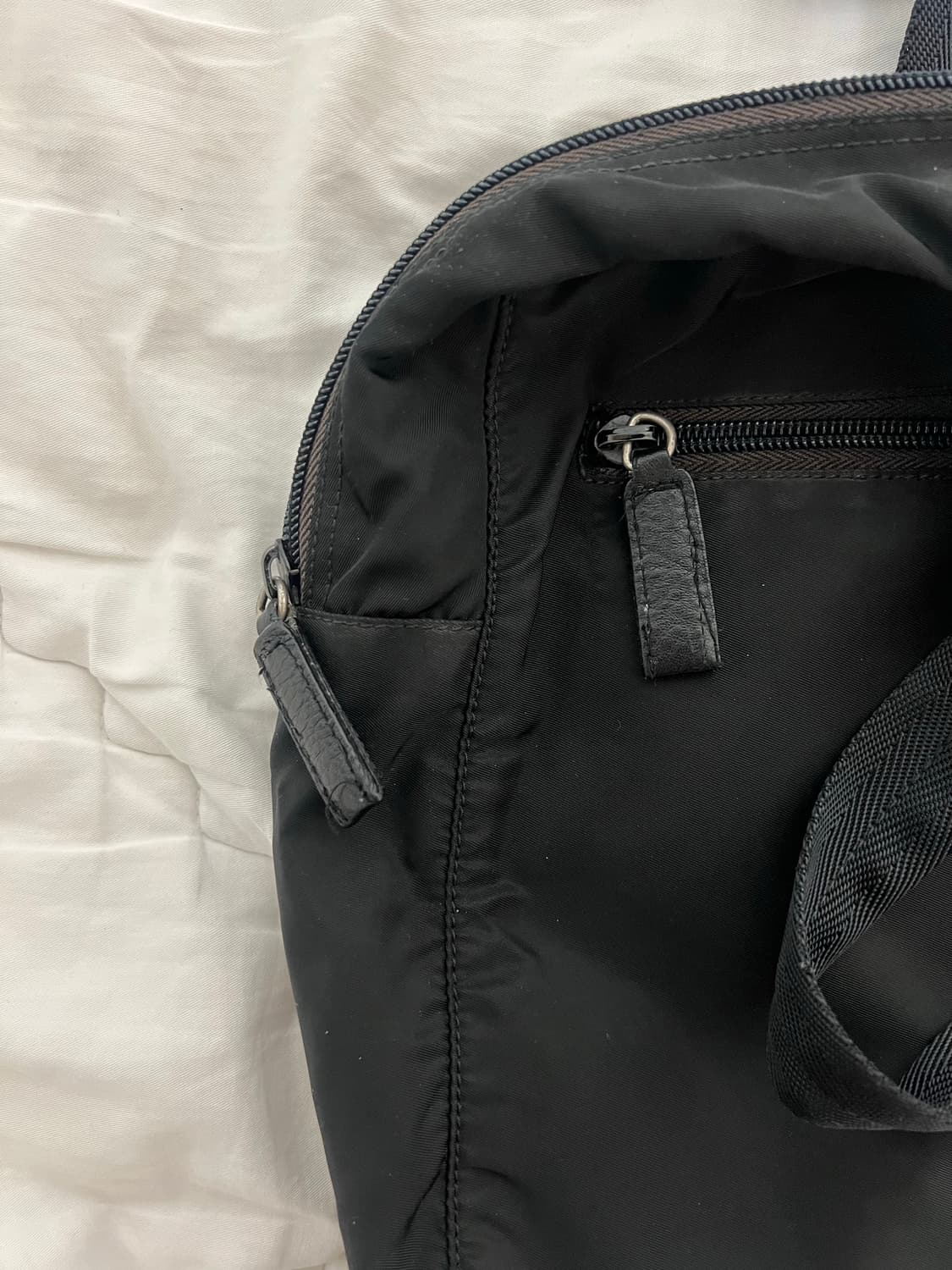 프라다 나일론 토트백 상품이미지4