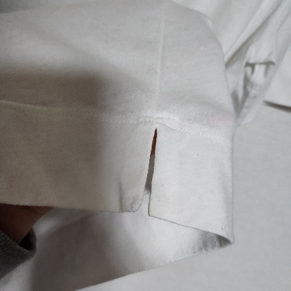 가니 브이넥 티셔츠 M 상품이미지6