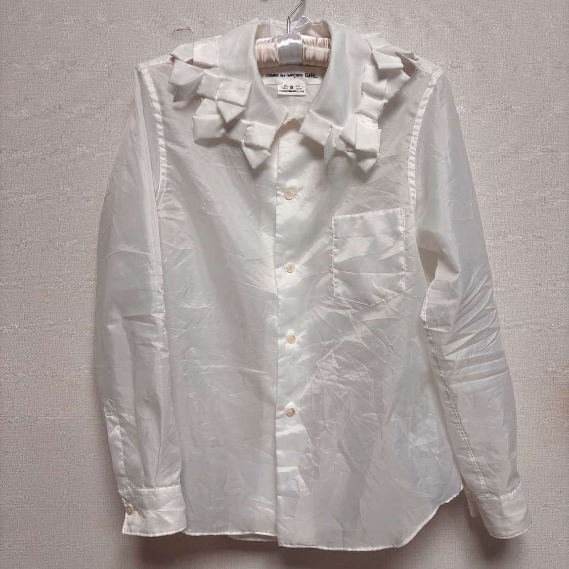 꼼데가르송 걸 25fw 리본 블라우스 상품이미지3