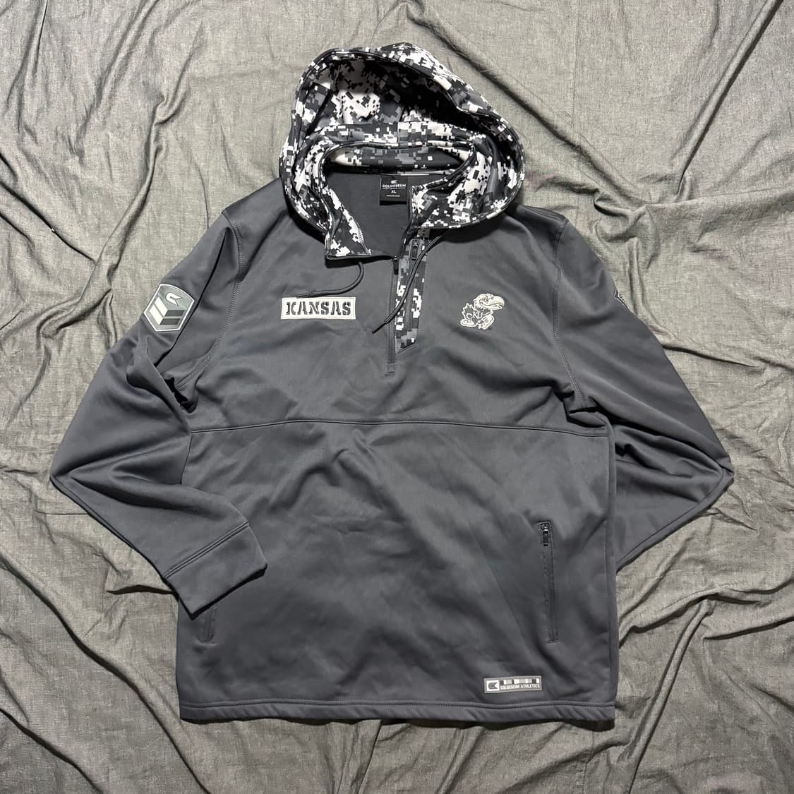 Military Digital Camo Quarter-Zip Hoodie 상품이미지1