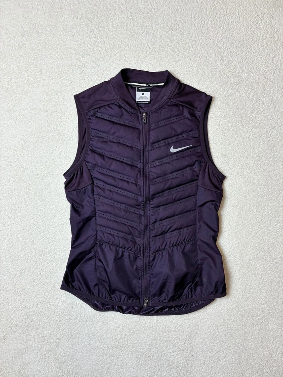 나이키 에어로로프트 800 여성용 러닝 베스트 PN6307 상품이미지1