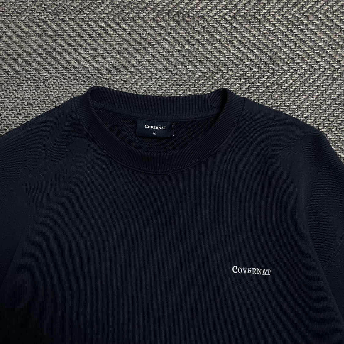 커버낫 스몰 자수로고 박시핏 스웻 맨투맨 네이비o 5305 상품이미지4