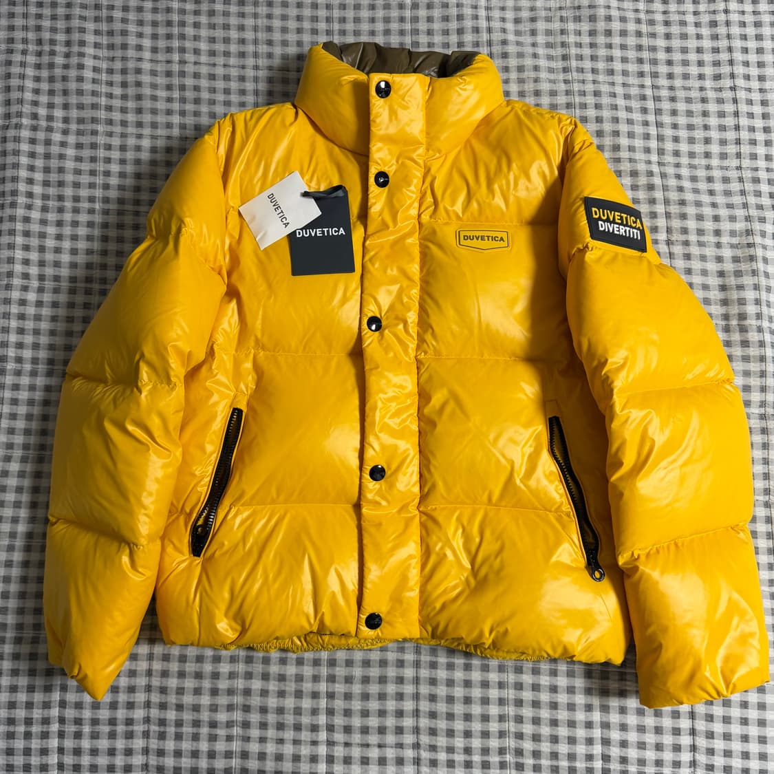 (48) 듀베티카 패딩 옐로우 상품이미지1
