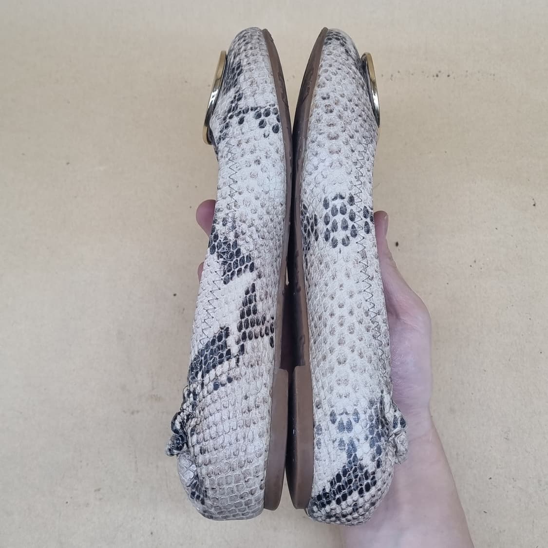 토리버치 뱀피 여성플랫슈즈235 상품이미지5