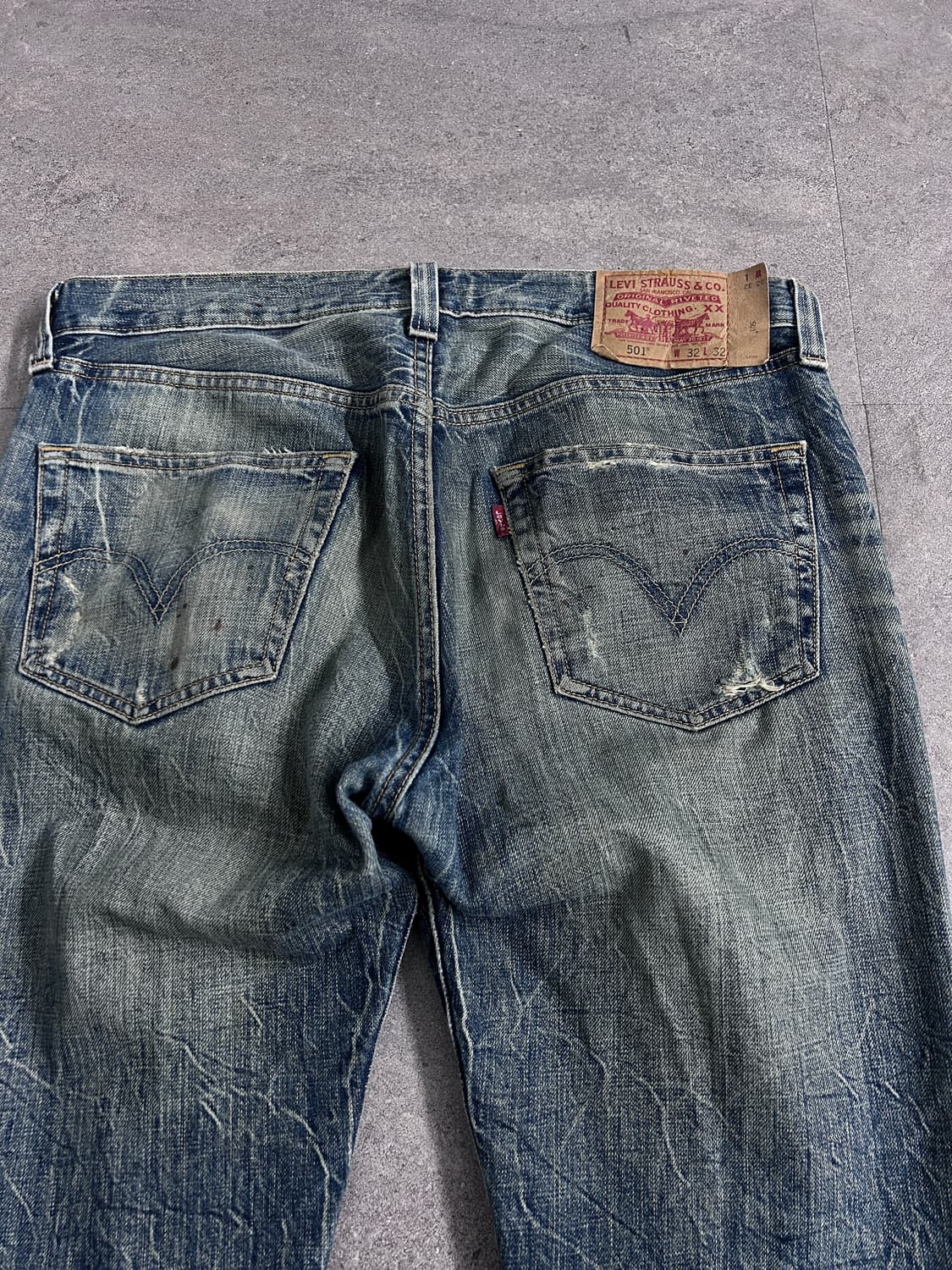 리바이스 501 크랙 워시드 디스트레스드 데님 상품이미지7