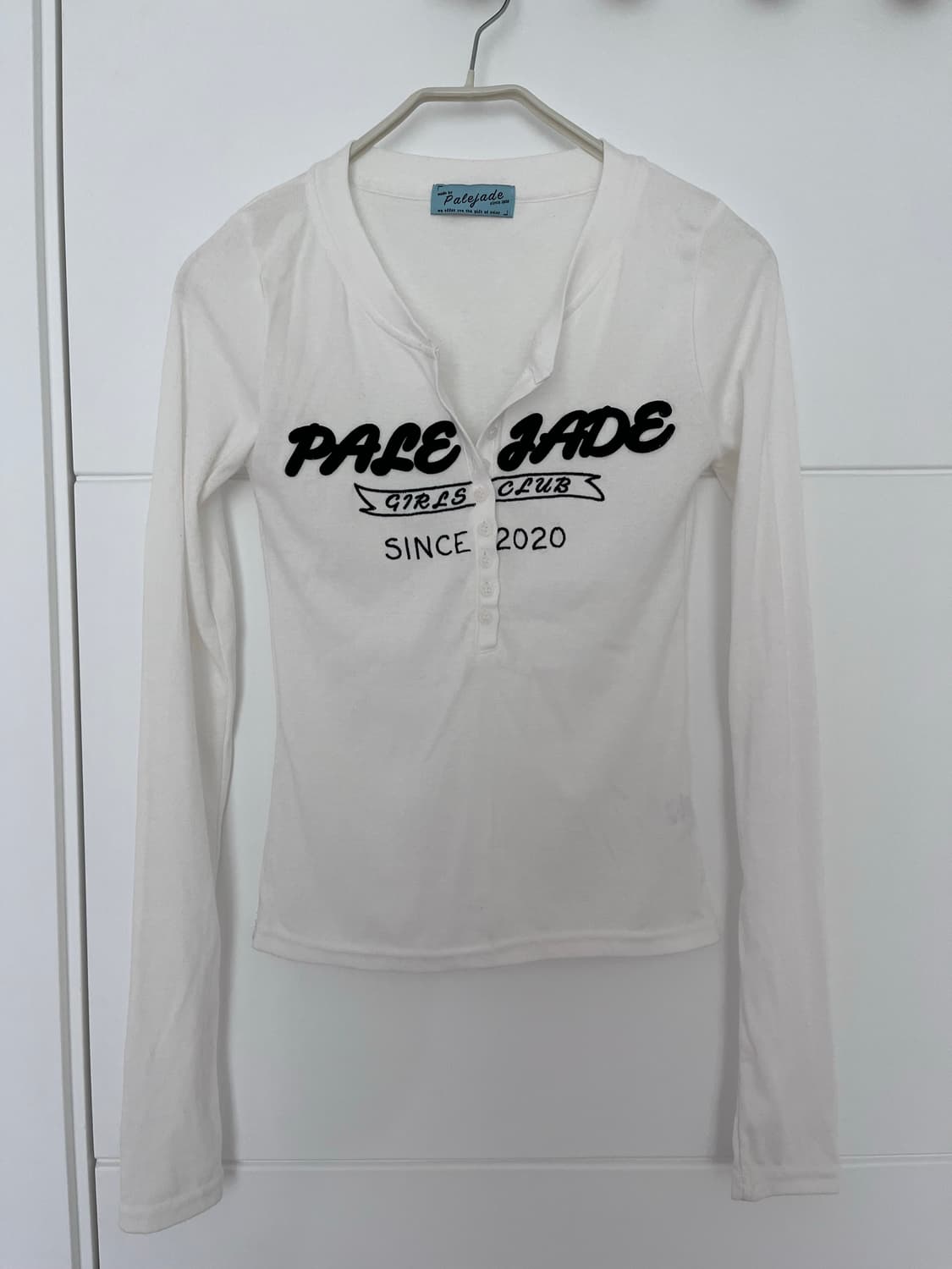 페일제이드 Y2K 패치 레터링 티셔츠 화이트 상품이미지3