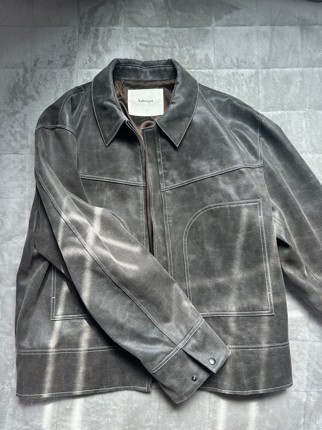 파브레가 페이퍼 레더 자켓 더스티 브라운 상품이미지2