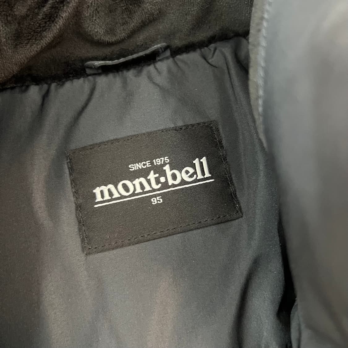 몽벨 로고 푸퍼 후드 패딩 자켓 상품이미지4