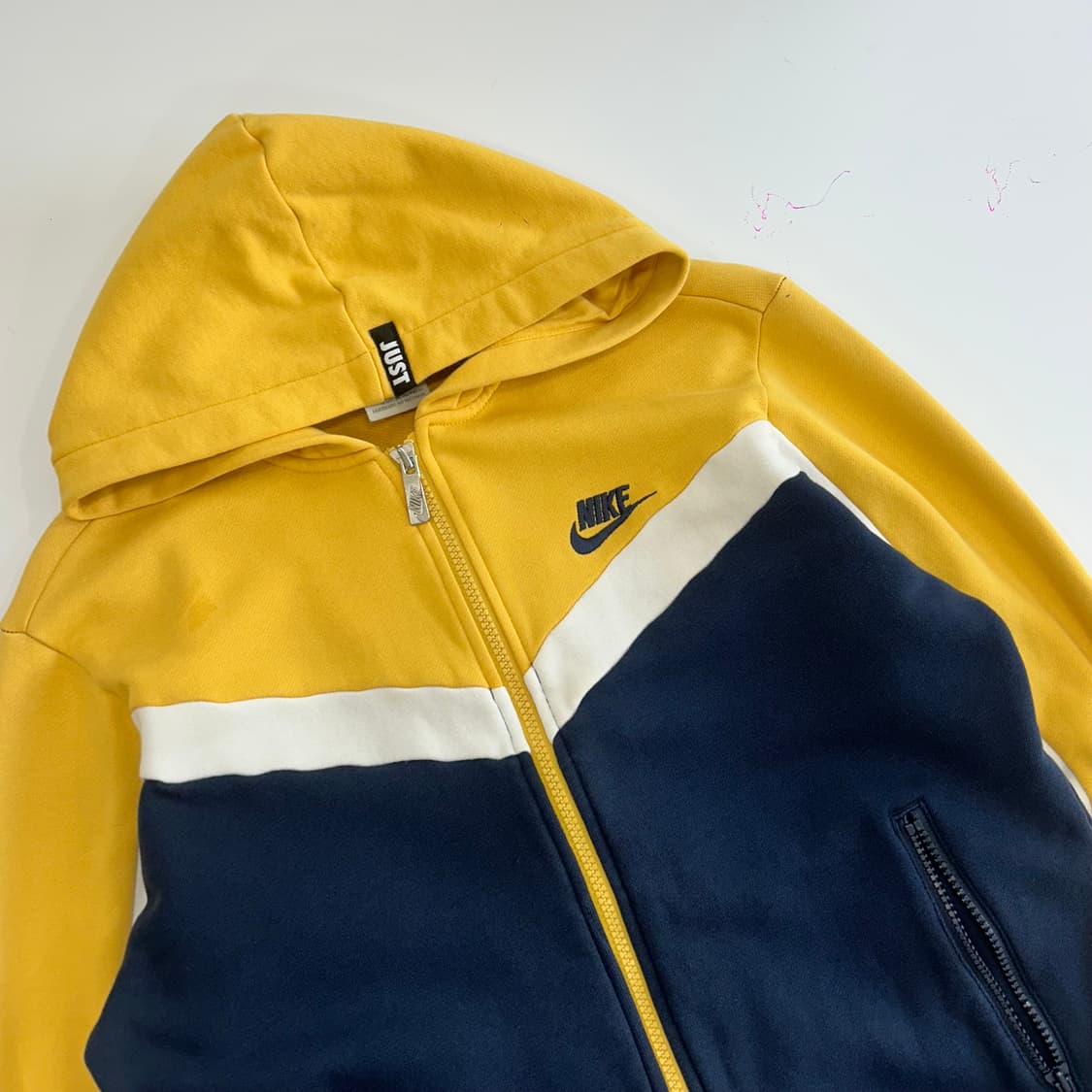 Nike 나이키 블랙 스우시 옐로우 딥네이비 배색 후드집업 상품이미지4