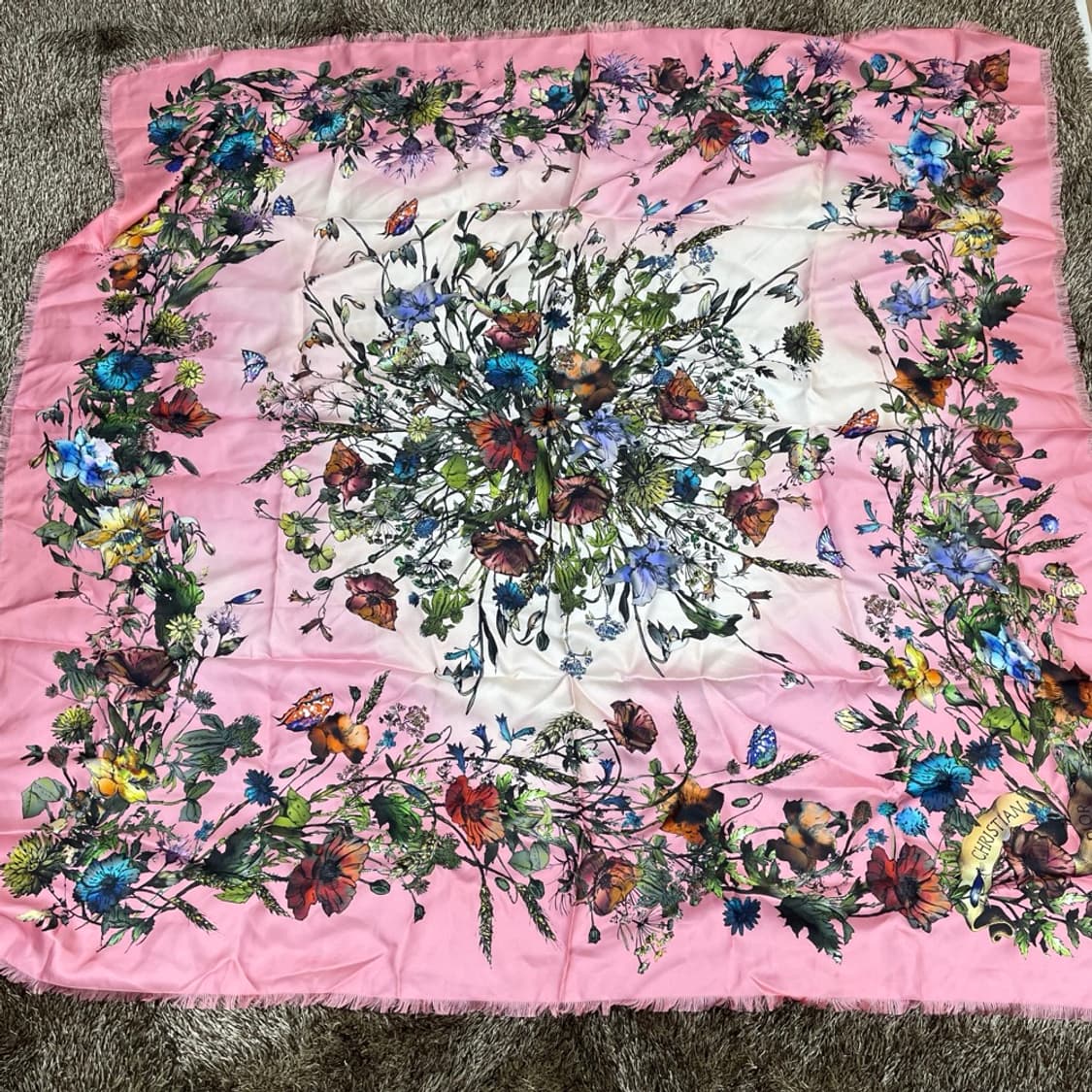 크리스찬 디올 Christian Dior 플로럴 실크 스카프 상품이미지5