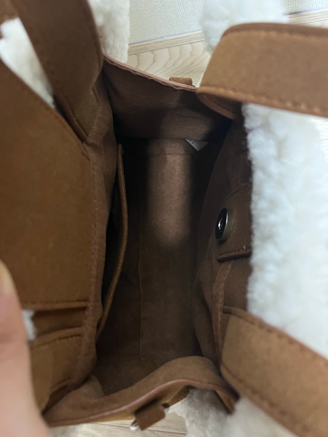 브레라 양털 디어백 브라운 상품이미지8