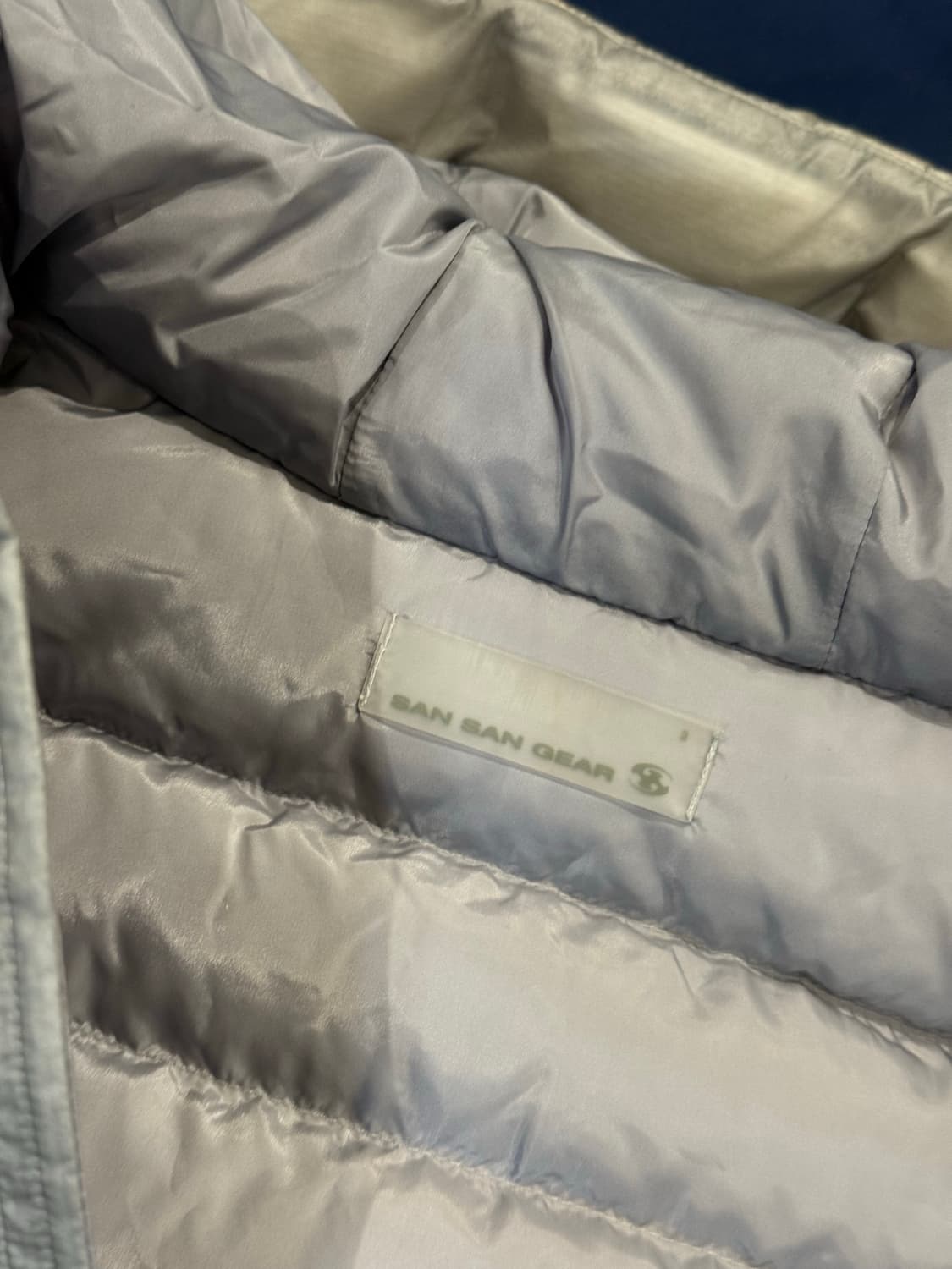 산산기어 서픽스 푸퍼 그레이(3) fw24 / S급 상품이미지7