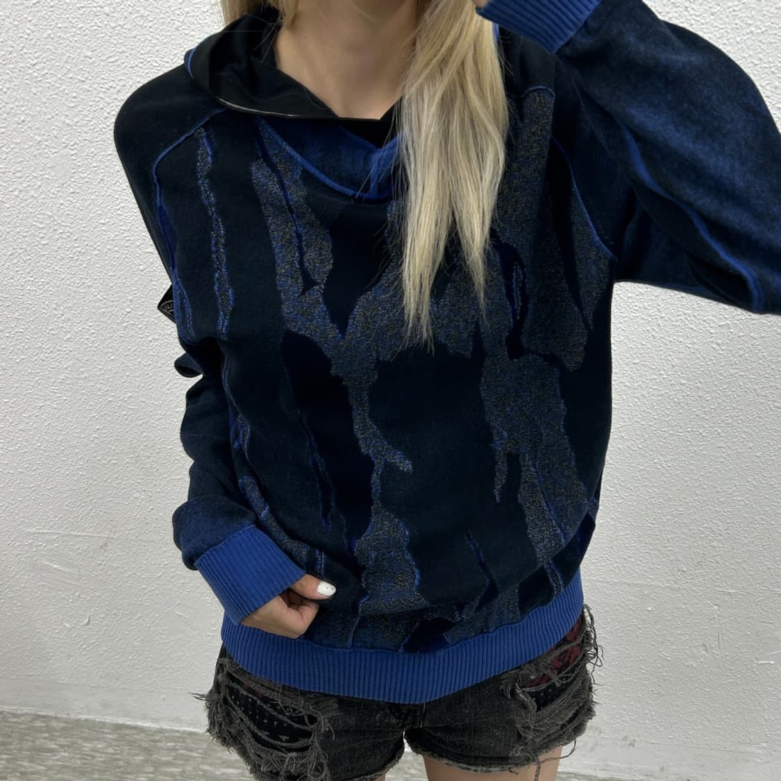 스톤아일랜드 블루 데미지 사이드와펜 후드 M 상품이미지1