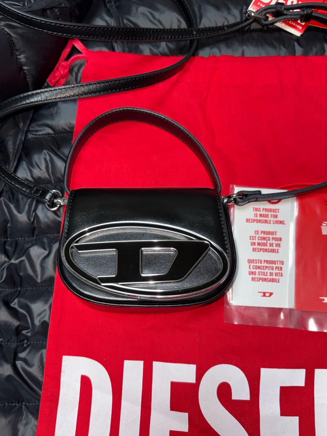 Diesel  ss25 디젤 1dr 미니토트백 상품이미지3