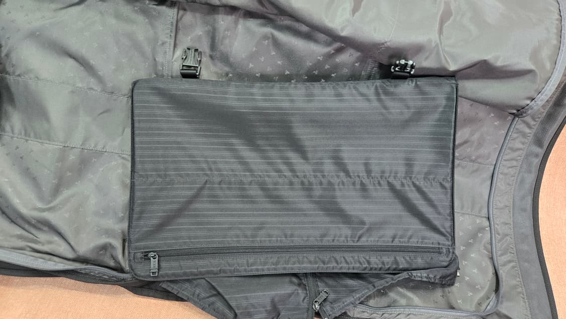 투미(TUMI) 알파 트라이폴드 가먼트 백 상품이미지9