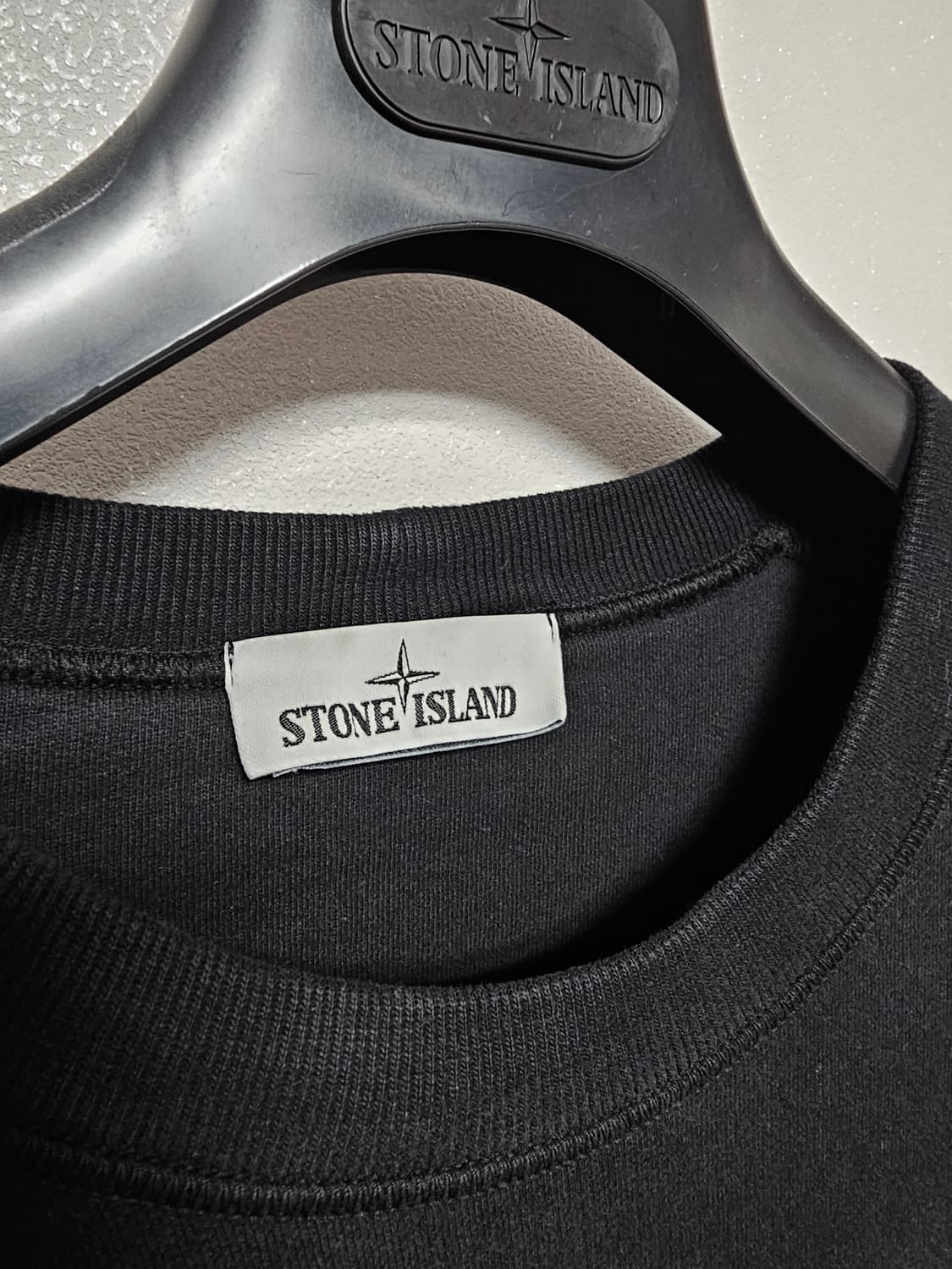 스톤아일랜드 맨투맨 블랙 상품이미지3