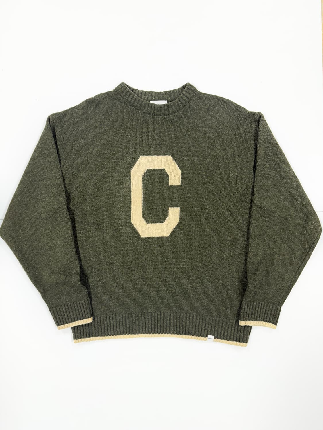 커버낫 카키 빅로고 니트 상품이미지1