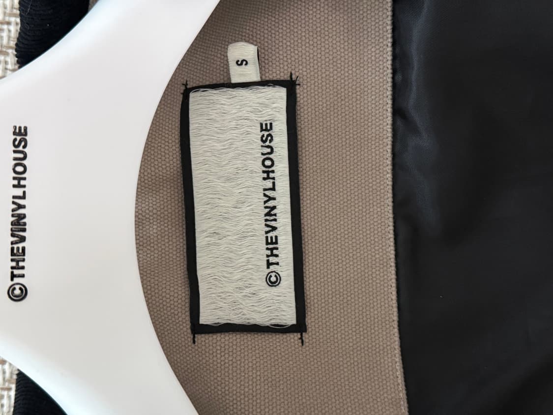 더바이닐하우스 블루종 자켓 샌드 스몰 상품이미지8