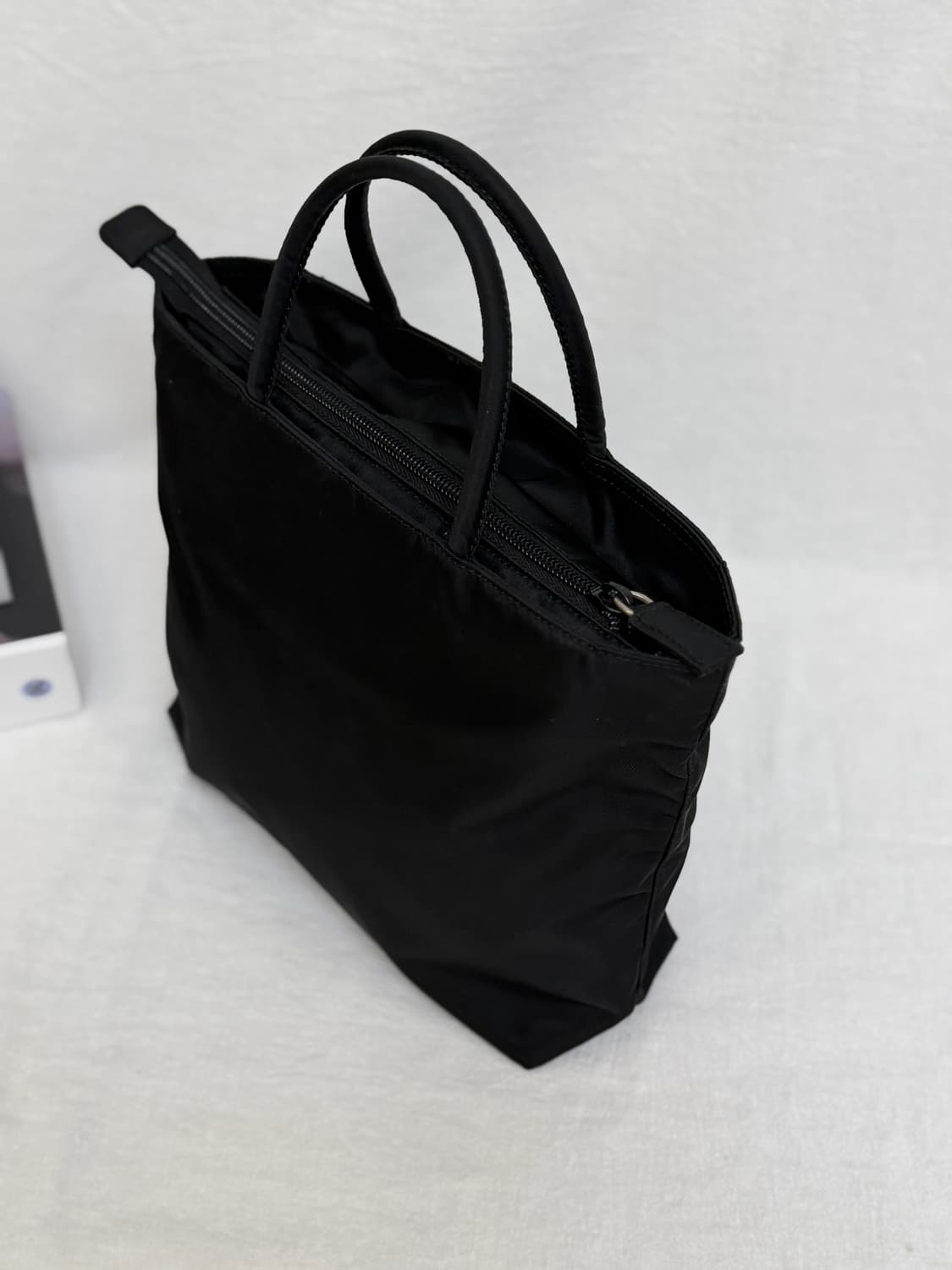 정품 프라다 블랙 포코노 나일론 토트백 핸드백 상품이미지5