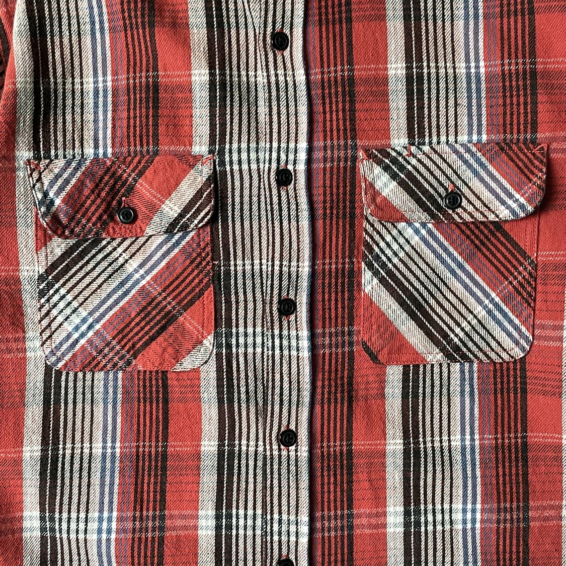 AVIREX 아비렉스 빈티지 레드 플랩 포켓 체크 코튼 셔츠 상품이미지3