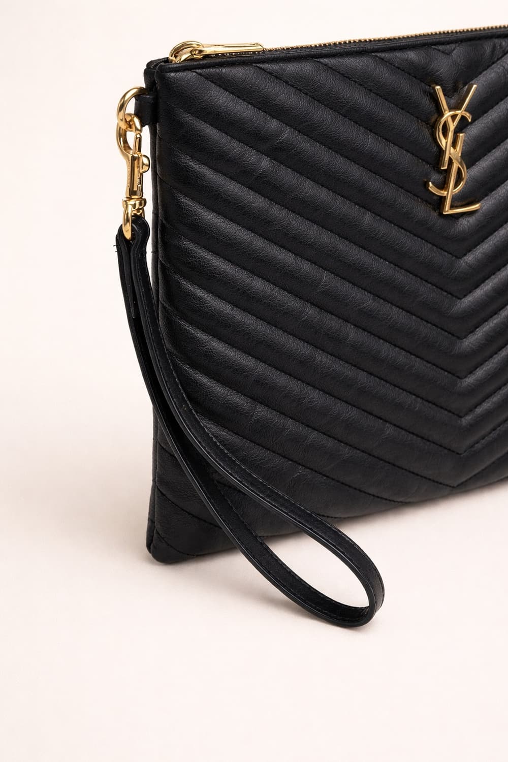 [S급] 생로랑 골드 메탈 모노그램 카산드라 마틀라시 판매합니다!!! 상품이미지3