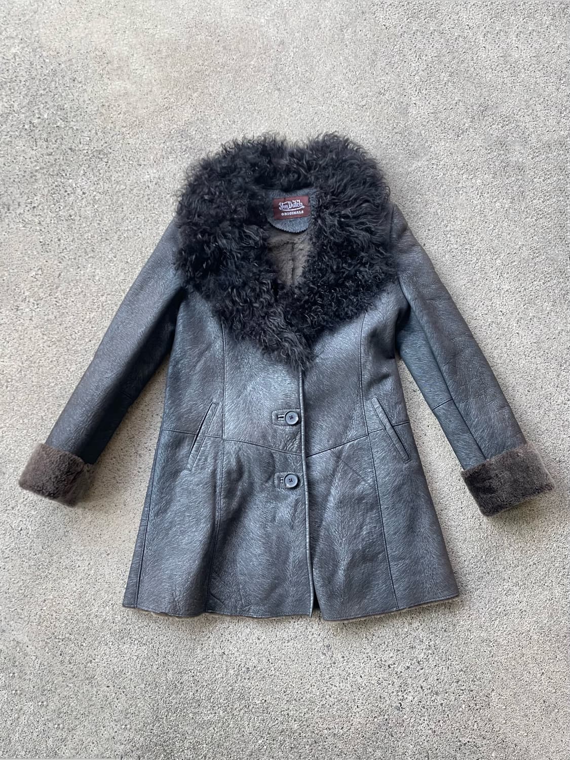 Von Dutch Shearling Collar Mouton Coat 상품이미지1