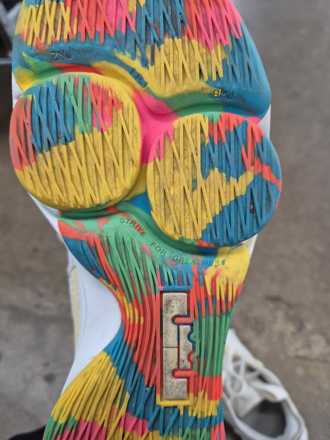 나이키 르브론 위트니스 4 275mm 상품이미지6