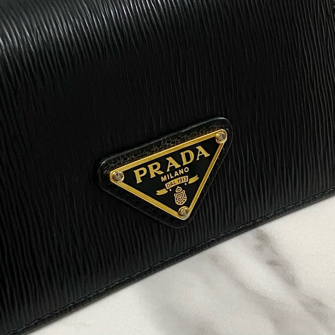프라다 비텔로무브 삼각로고 카드지갑 명함지갑 블랙 1MC122 상품이미지7