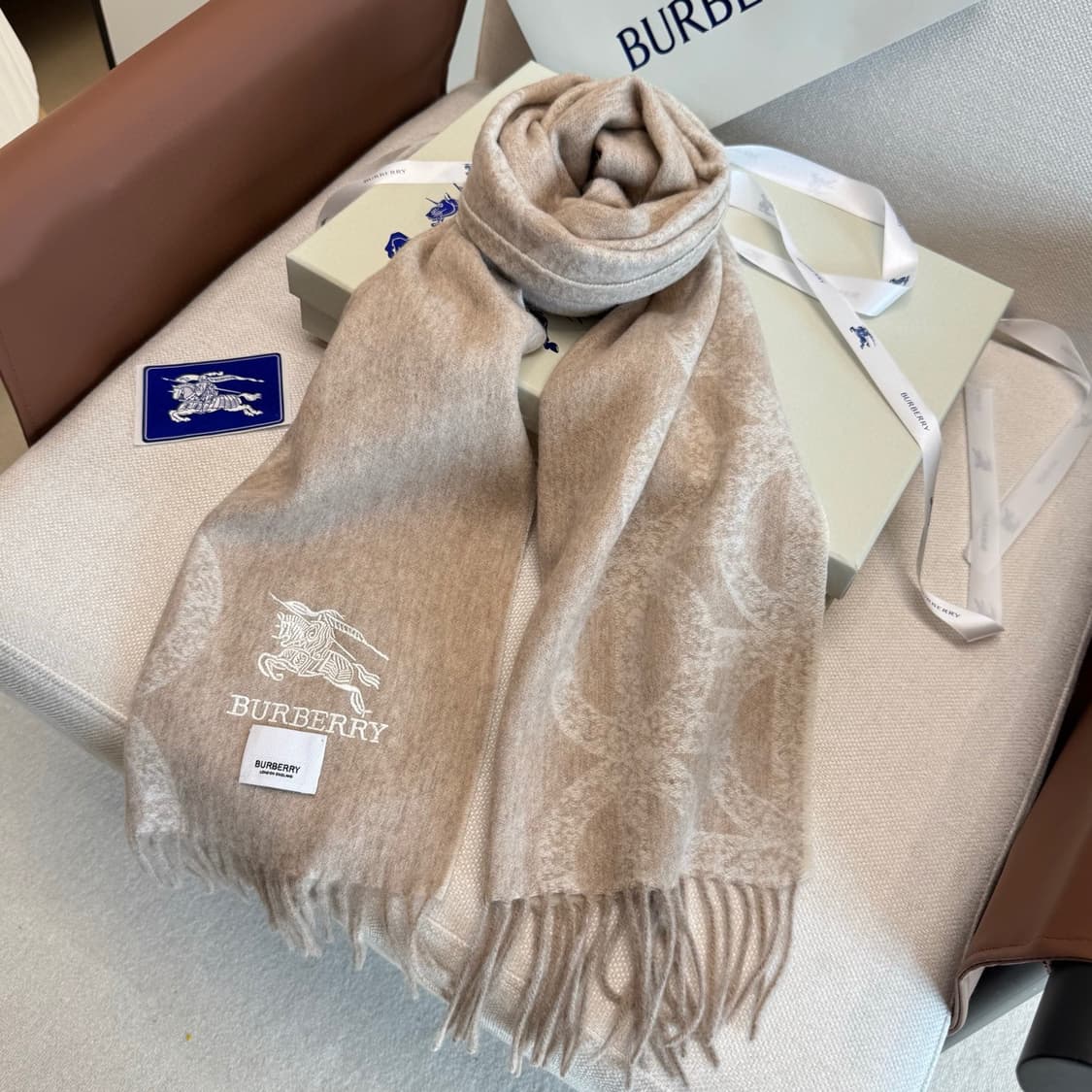 버버리 리버서블 스카프 100% 램스울
 상품이미지3