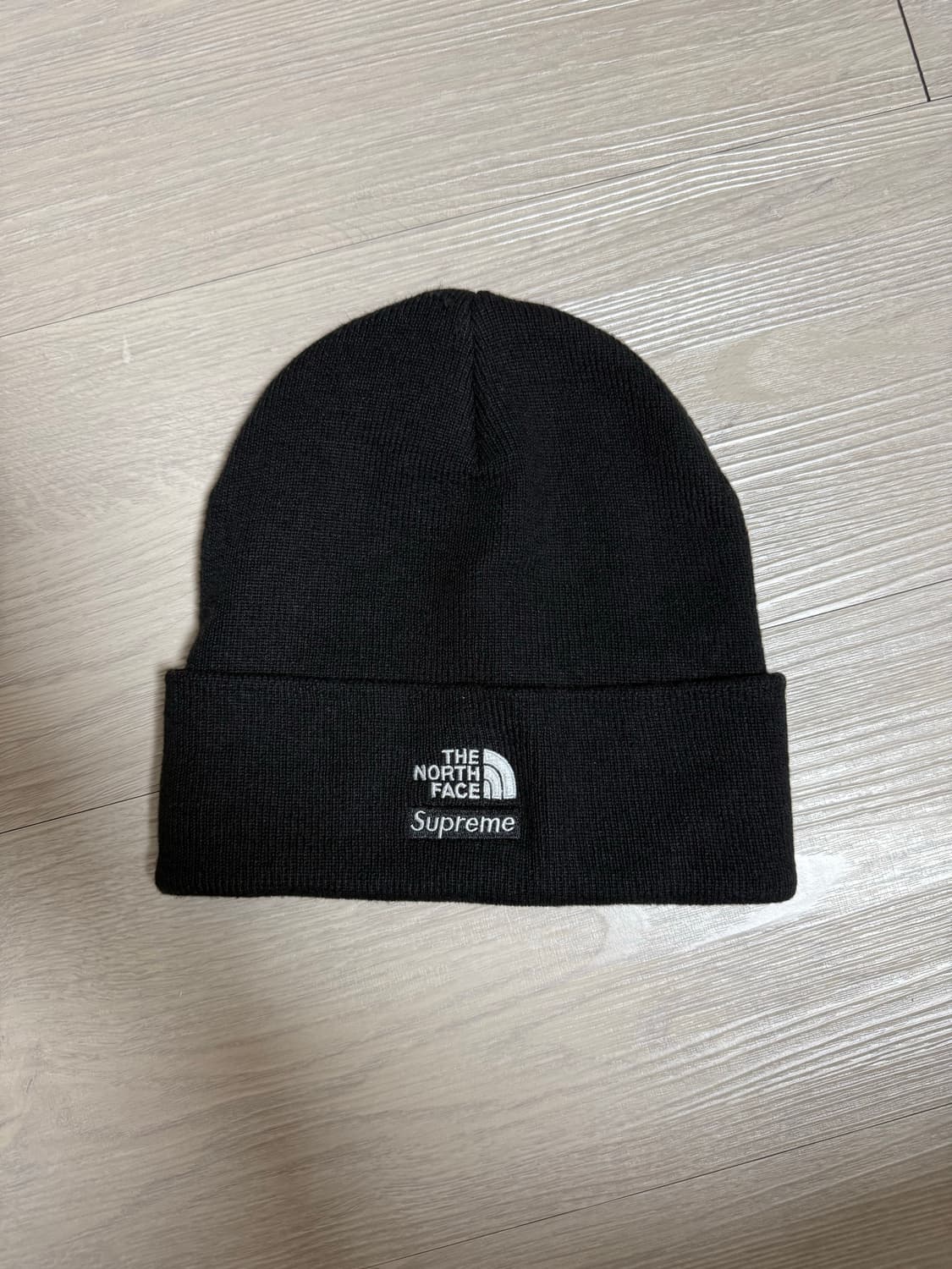 슈프림 노스페이스 비니 상품이미지1