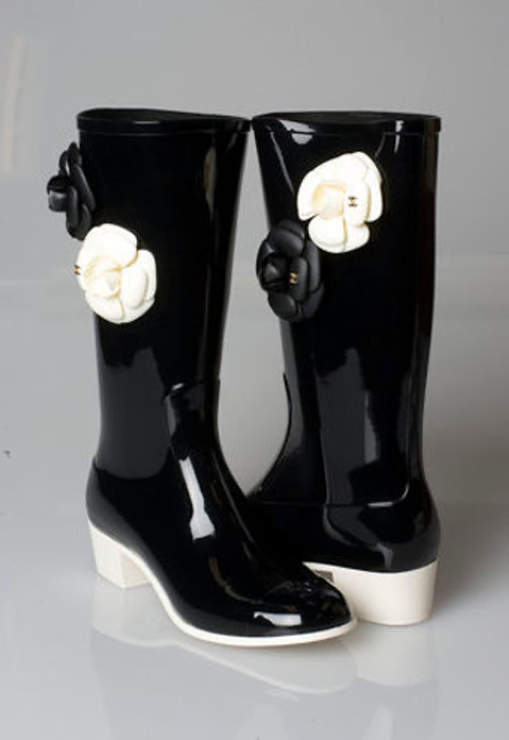 Chanel 샤넬 까멜리아 레인부츠 상품이미지3